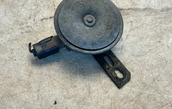 Dacia Sandero II Horn signal E9001163