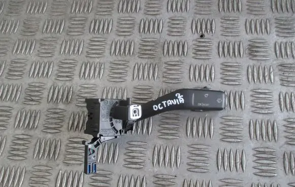 Skoda Octavia Mk2 (1Z) Wiper control stalk 1K0953519C