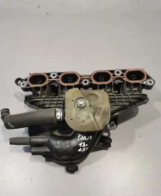 Toyota Yaris Intake manifold 1712021060