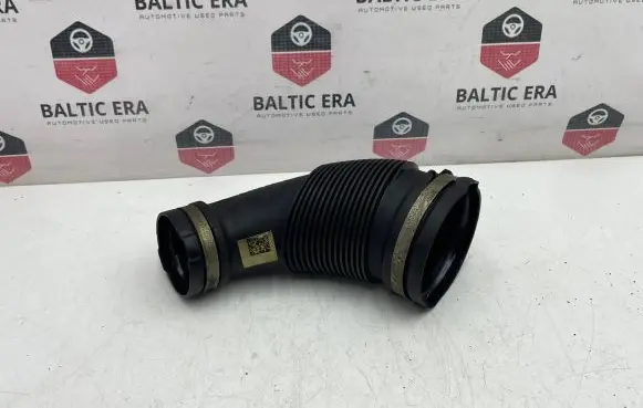Audi A4 S4 B9 Air intake hose/pipe 04L129661B