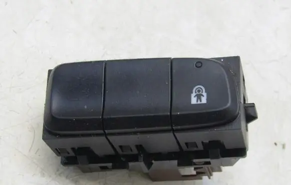 Opel Crossland X Central locking switch button YP00031877