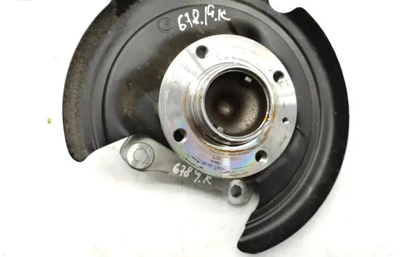 Opel Corsa F Rear wheel hub spindle/knuckle 9827551880