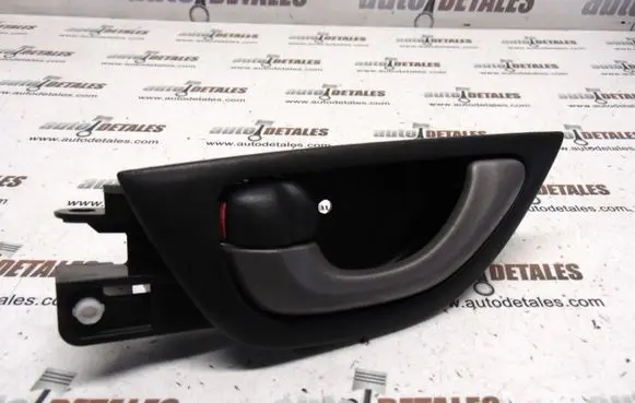 Rear door interior handle