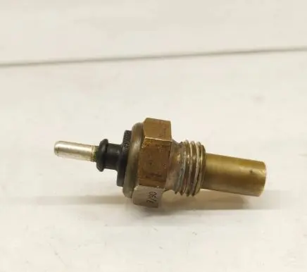 Mercedes-Benz 190 W201 Coolant temperature sensor 0055422617