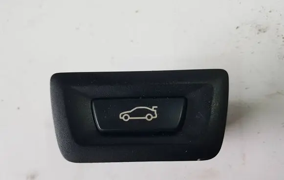 BMW 5 F10 F11 Tailgate opening switch III9162643III 9162643
