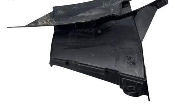 Audi A5 Brake cooling air channel/duct 8W6121763