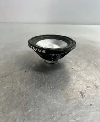 Land Rover Discovery 3 - LR3 Panel speaker 100RG28SA