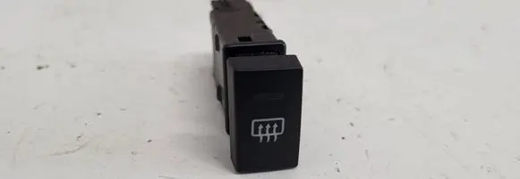 Land Rover Freelander Windscreen/window heater switch YUE500130PUY 0628180304 03035347