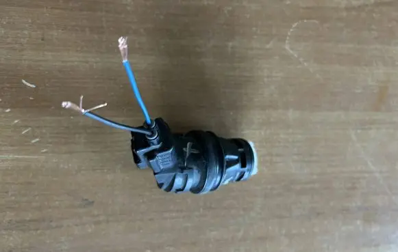 Toyota Prius (NHW20) Windscreen/windshield washer pump