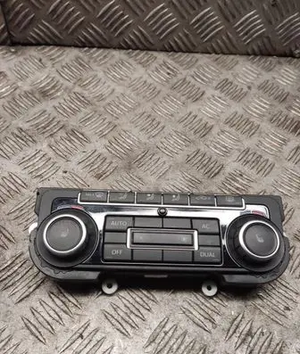 Volkswagen Golf VI Climate control unit 5K0907044BT
