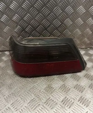 Peugeot 605 Rear/tail lights