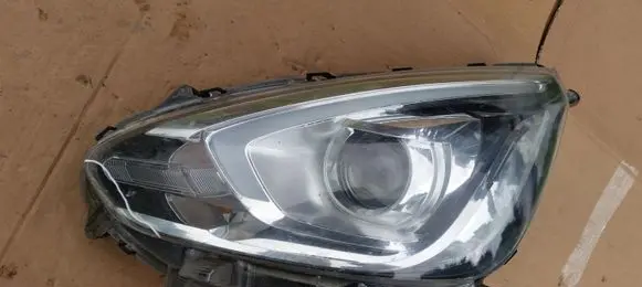 Mitsubishi Space Star Headlight/headlamp 000