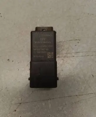 Glow plug pre-heat relay