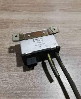 Audi 80 90 S2 B4 Other control units/modules 893919173