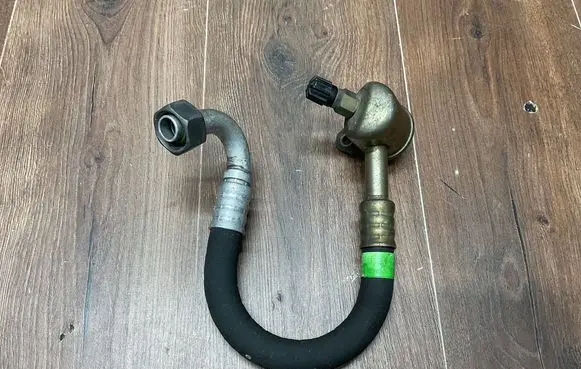 Mercedes-Benz SL R129 Air conditioning (A/C) pipe/hose A1112303356
