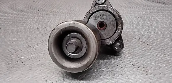 Mazda 6 Generator/alternator belt tensioner