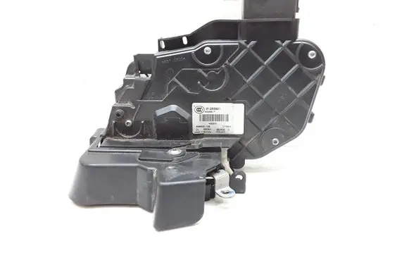 Volvo V70 Rear door lock 31253921