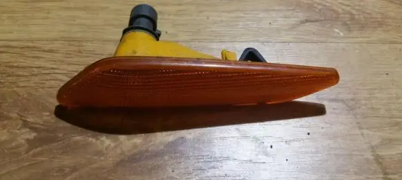 Alfa Romeo 156 Front fender indicator light