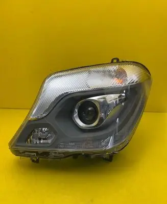 Mercedes-Benz Sprinter W906 Headlight/headlamp A9068203161