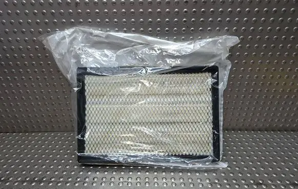 Dodge RAM 2500 DR Air filter 68441763AA