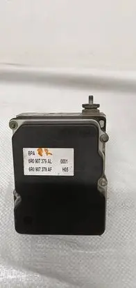 Volkswagen Polo V 6R ABS Pump 6R0907379AF 6R0907379AL
