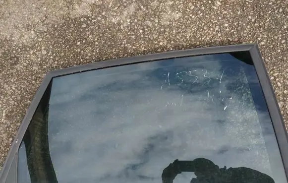 Seat Altea Rear door window glass 