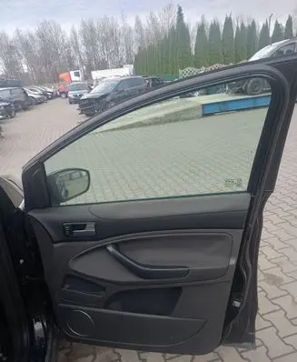 Ford Kuga I Front door card panel trim