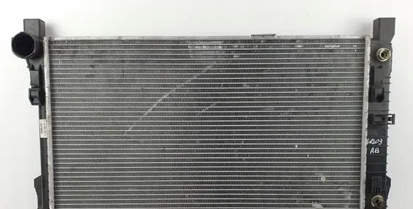 Mercedes-Benz C AMG W203 Coolant radiator