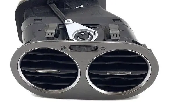 Volkswagen Tiguan Rear air vent grill 5M0819729