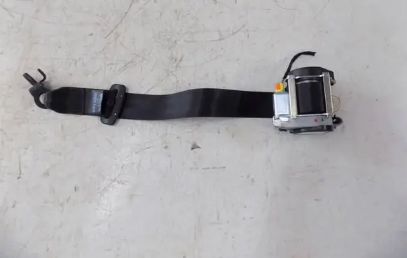 Volvo XC90 Third row seat belt 31484584