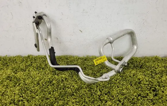 Jeep Grand Cherokee Air conditioning (A/C) pipe/hose 68217214ad