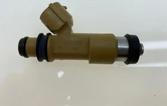 Subaru Outback Fuel injector 009042123 16611AA68B 16611AA