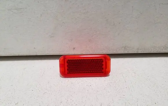 Audi A5 Rear door interior light 8P0947412