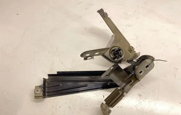 BMW X3 F25 Fender mounting bracket 7267325 41357267325 757061148B