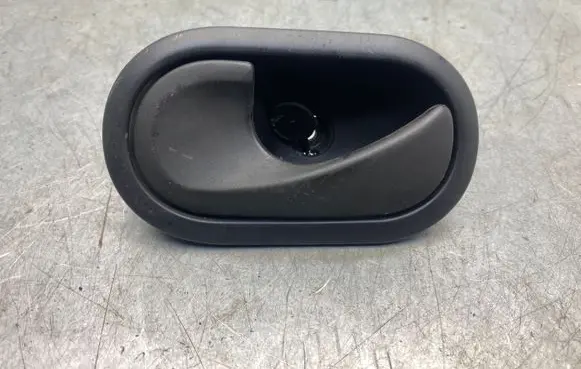 Renault Modus Front door interior handle 82471GH