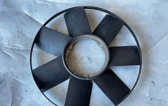 Nissan Patrol Y61 Fan impeller 11522249373