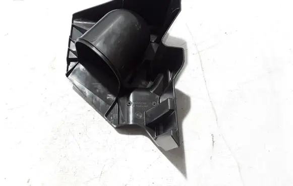 Renault Trafic III (X82) Air intake duct part 960155230R
