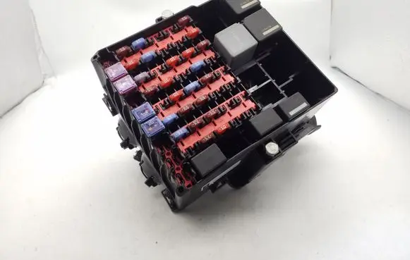 Ford B-MAX Fuse module AV1T14A005DGC