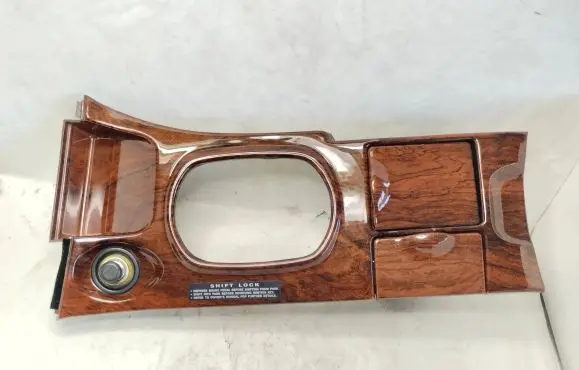 Chrysler Sebring (FJ - JX) Gear shifter surround trim plastic Mb939181 Mb917542