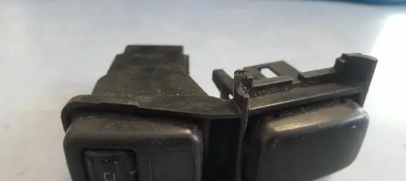 Toyota Avensis T250 Headlight level height control switch