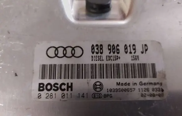 Audi A4 S4 B6 8E 8H Engine control unit/module 038906019JP 0281011141