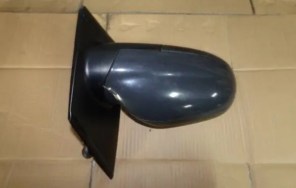 Volkswagen Fox Manual wing mirror 
