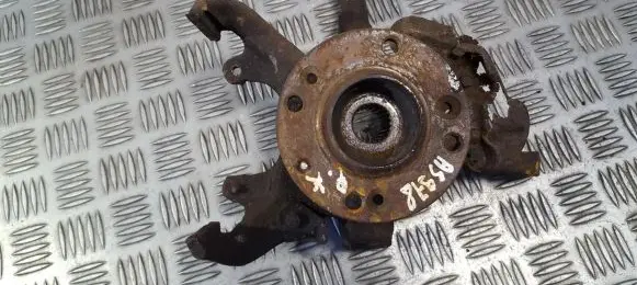 Front wheel hub