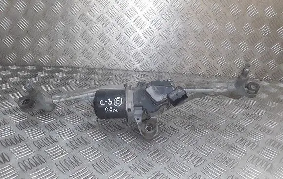 Front wiper linkage