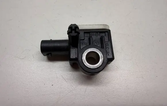 Dodge Durango III Airbag deployment crash/impact sensor 56054085AA A1668210151