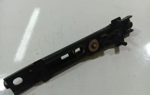 KIA Sportage Seat belt adjustment rail 