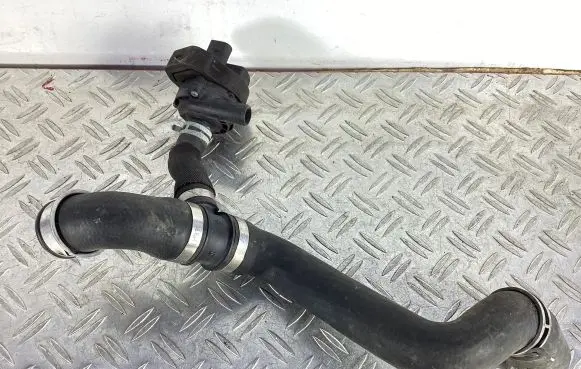Mercedes-Benz E W211 Engine coolant pipe/hose A2118330028 A2515011582 0392023000