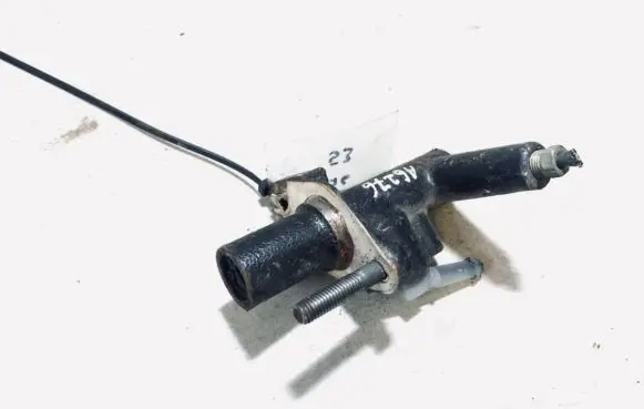 Mazda 626 Master brake cylinder
