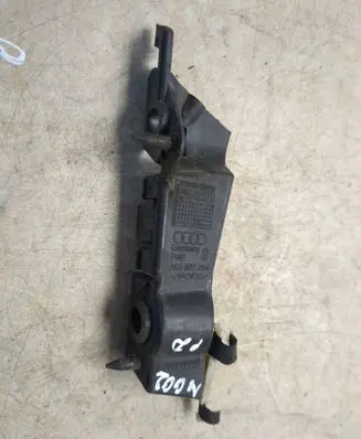 Hyundai i40 Front bumper mounting bracket 8K0807284
