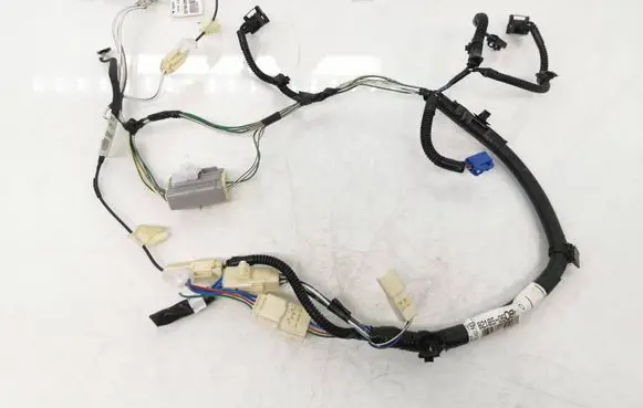 Toyota Avensis T250 Tailgate/trunk wiring harness 8218505081 8218605080A